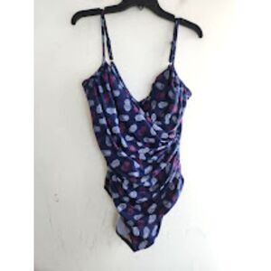 Miraclesuit Women Blue Purple Print Underwire Shaping 1 Piece Swimsuit size 16